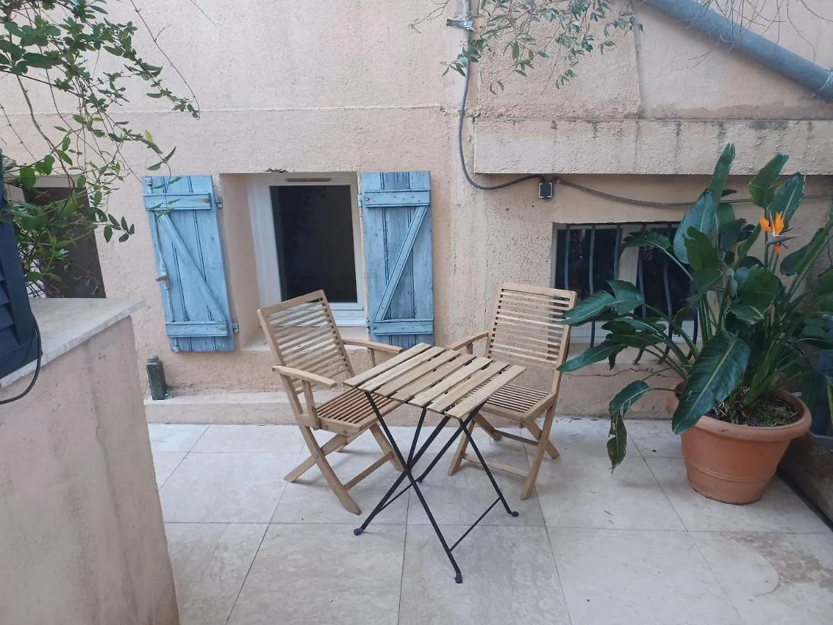 Appartement Studio Cosy Au Calme à Toulon